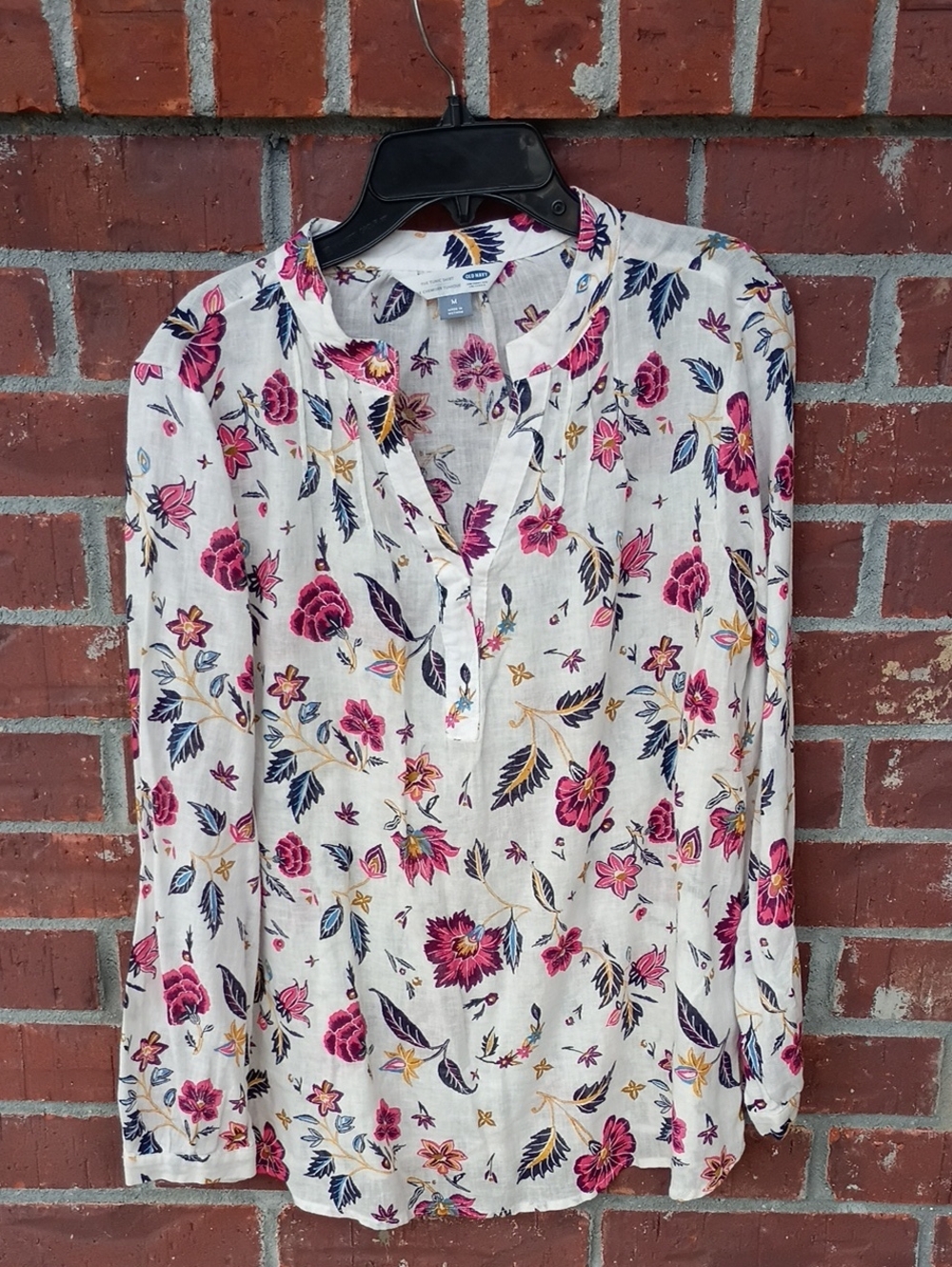 Old Navy Cream Floral V-Neck Tunic with Pink & Blue Accents